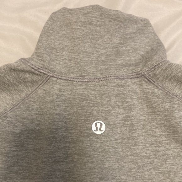 Lululemon Always Alert 1/2 Zip Gray Size 6 - Picture 4 of 14